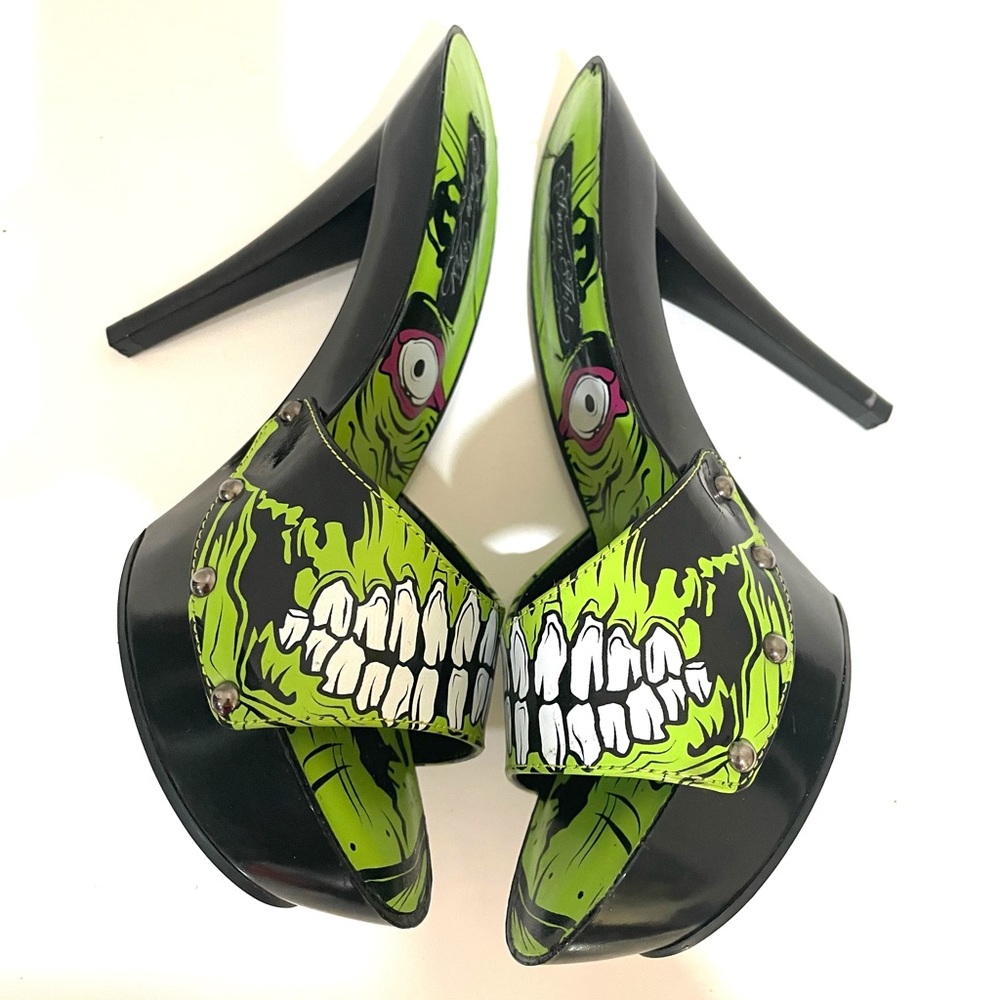 Iron Fist Green and Black Zombie Heels - Picture 10 of 13